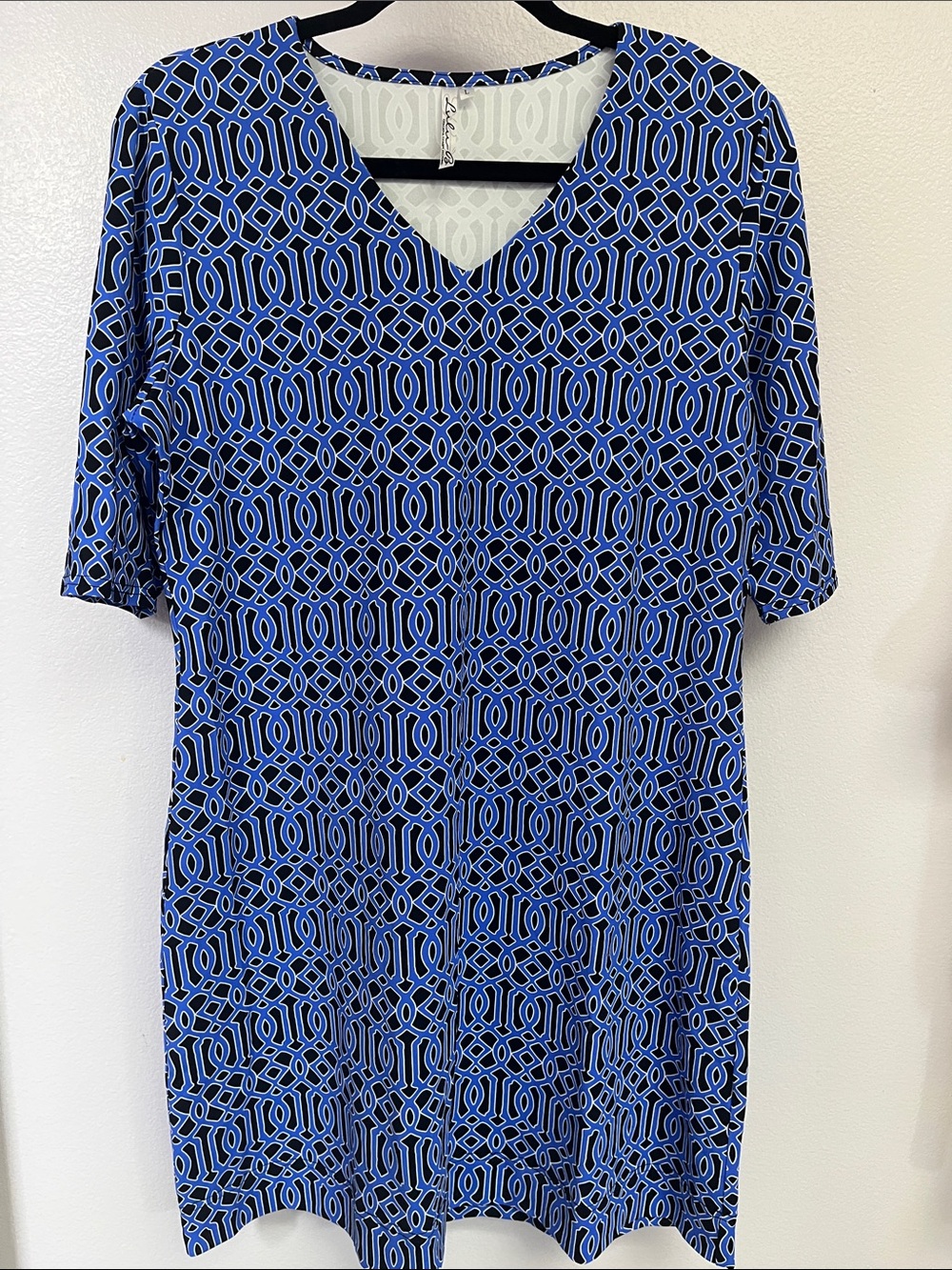 Lulu-B: 3/4 sleeve shift dress